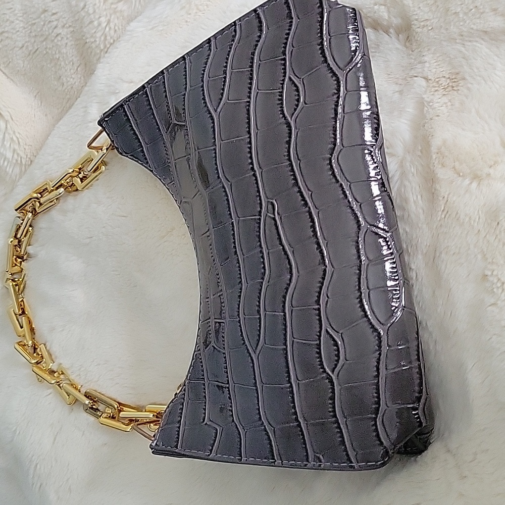 NWOT gray bag with chain strap